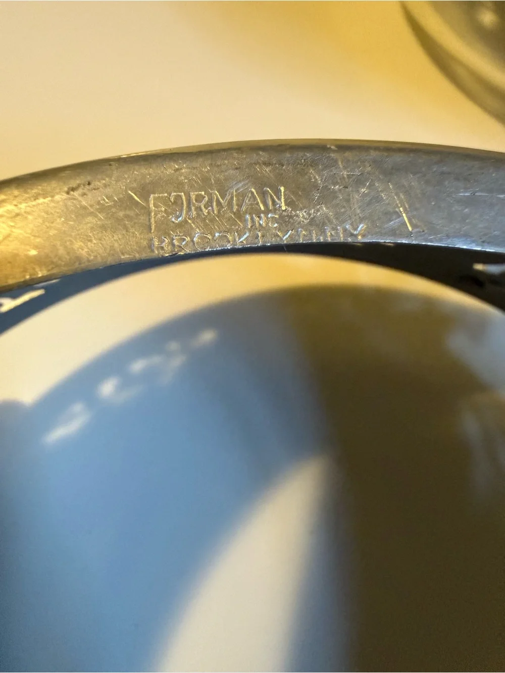 Vintage Forman Inc Brooklyn NY Pyrex 2 Qt Casserole Dish Silver Metal Holder Lid
